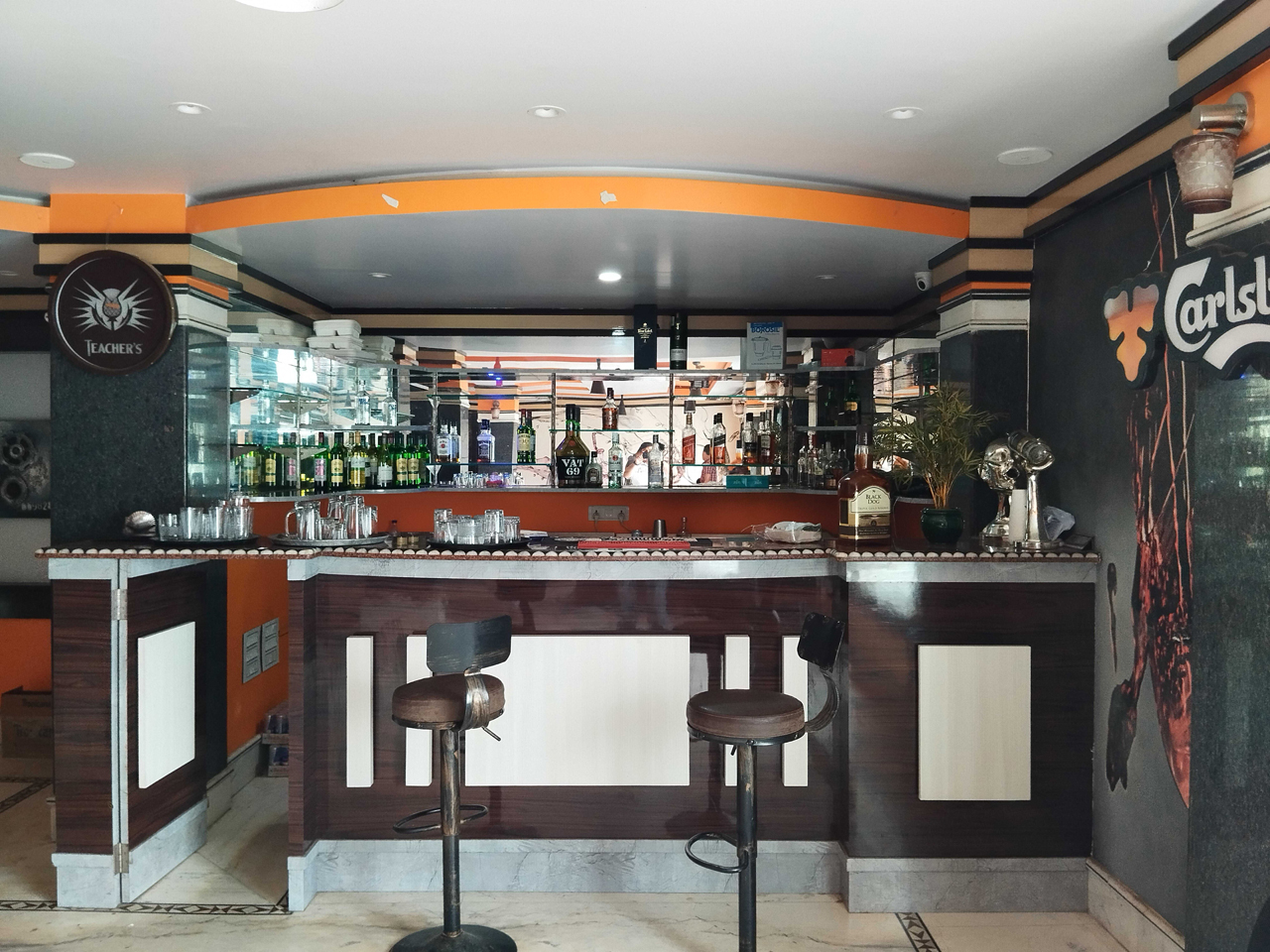 Hotel Rising Sun - Photo 3